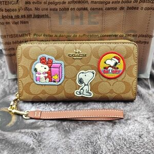 Coach Fashion Wallet